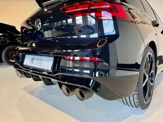Golf R20 anivers AKRAPOVIC TECHO PIEL HARMAN