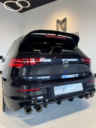 Golf R20 anivers AKRAPOVIC TECHO PIEL HARMAN
