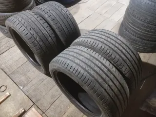 Neumáticos 245/45/18.