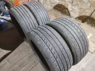 Neumáticos 245/45/18.