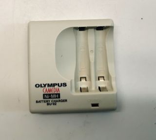 Olympus Camedia BU-02 Caricabatteria Ni-MH