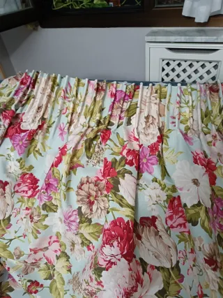Tende in tessuto con stampa floreale