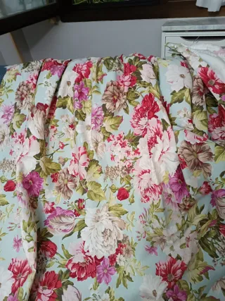 Tende in tessuto con stampa floreale