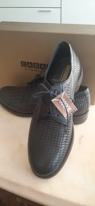 NUEVOS. Zapatos Casas Internacional