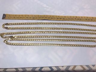 Catene in lega di metalli per uomo e donna