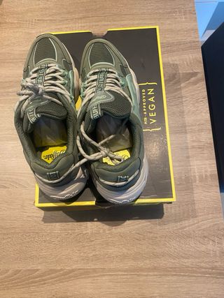 Deportivas Buffalo CLD RUN HIKE nuevas talla 39