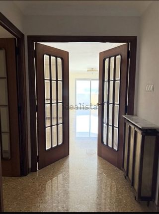 Puertas madera con cristalera