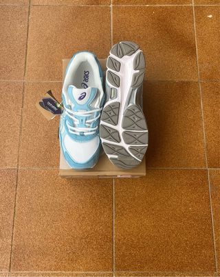 Asics Gel NYC Azul y Blanco