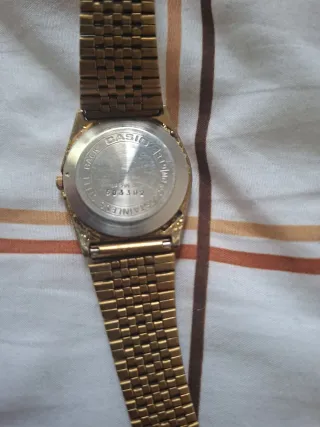 Reloj Casio Vintage Años 90 Dorado