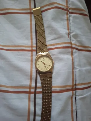 Reloj Casio Vintage Años 90 Dorado