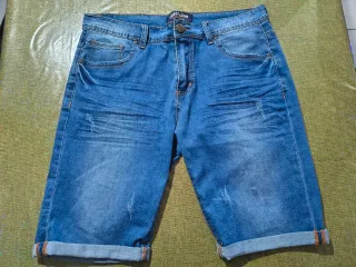 Jeans uomo blu corti