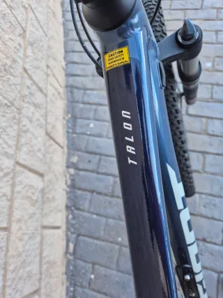 Bicicleta MTB Giant Talon