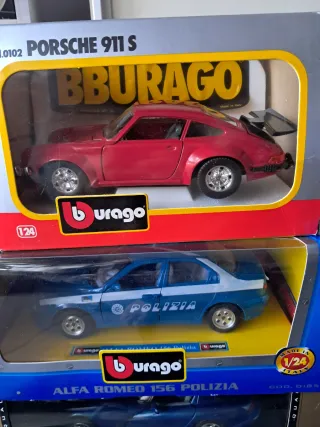 Set 3 Modellini Burago Scala 1/24