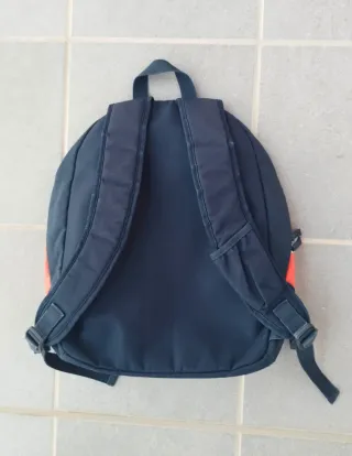Mochila Adidas Negra y Naranja