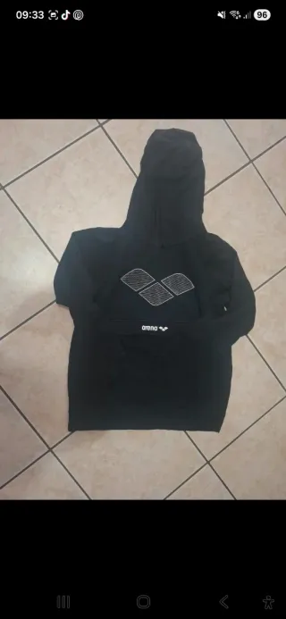 Arena felpa con cappuccio nera taglia 14 anni