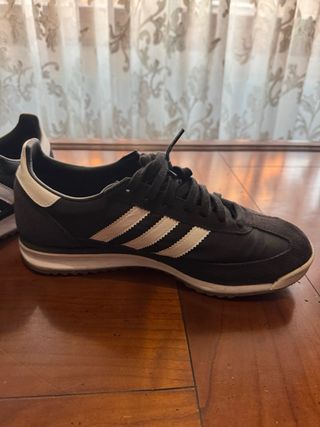 Adidas SL72 Negras Talla 42