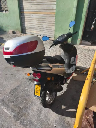 Ciclomotor Daelim S-Five 23.000 km