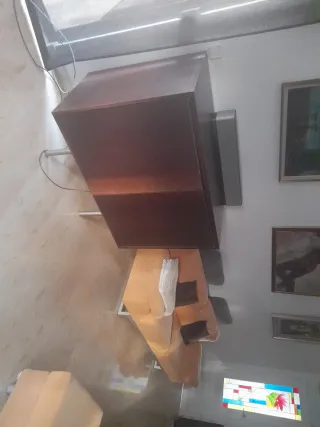 Mueble TV madera oscuro