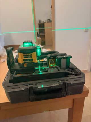 Nivel Láser Dewalt 18V