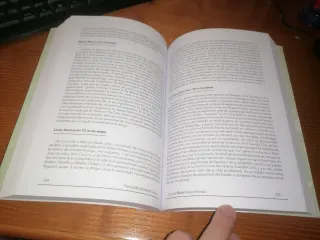 Libro: CON LA RAZÓN BAJO EL BRAZO