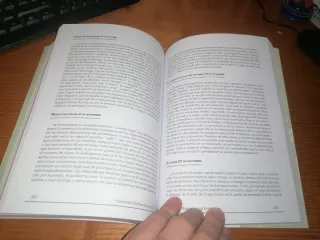 Libro: CON LA RAZÓN BAJO EL BRAZO