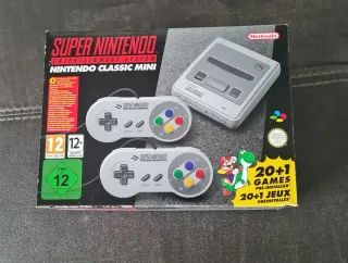 Super Nintendo Classic Mini + 2 Mandos