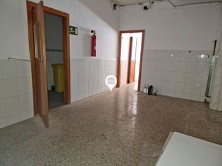 Local comercial en venta en Cerdanyola en Mataró