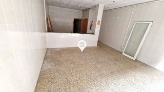 Local comercial en venta en Cerdanyola en Mataró