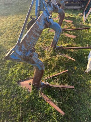 Tractor John Deere 2035 con pala