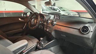 Audi A1 1.2T Attraction S-line