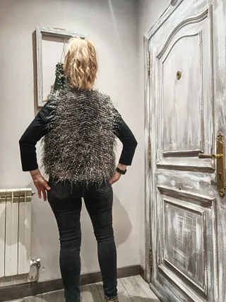 Chaleco de Pelo Sintético Shaggy Talla S/M Gris