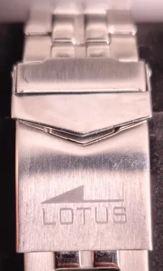 Reloj Lotus Negro Taquímetro