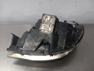 FARO DERECHO PEUGEOT 807