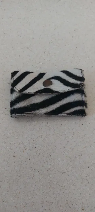 CARTERA PIEL CEBRA IMITACION BILLETERA PELO