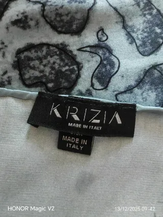 Foulard Krizia nero e grigio