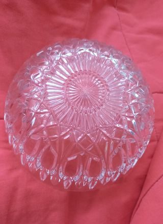 Ciotola in vetro trasparente