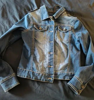 Chaqueta tejana elástica