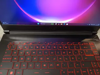 Portátil gaming MSI GF65 Thin10UE