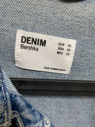 Chaqueta vaquera Bershka
