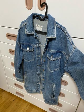 Chaqueta vaquera Bershka