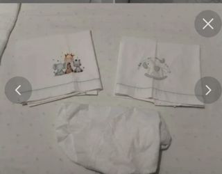 Minicuna y juegos de sábanas