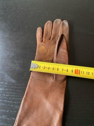 Guantes largos de piel marrón