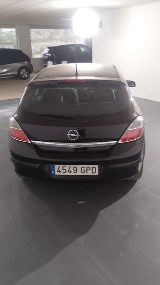 Opel Astra 2009