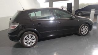 Opel Astra 2009