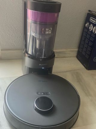 Robot Aspirador y Fregasuelos Eureka NERE10s
