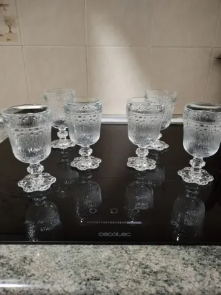 Calice di champagne e acqua di cristallo