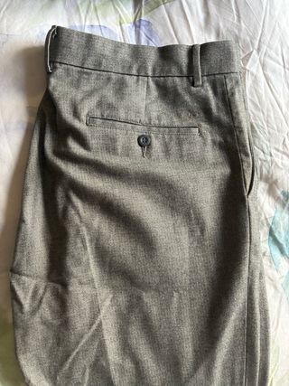 lote de ropa en muy buen estado