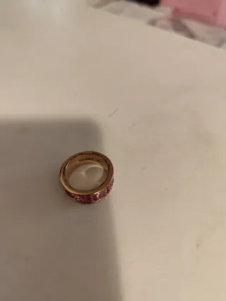 Anillo Guess Dorado y Rosa con Cristales