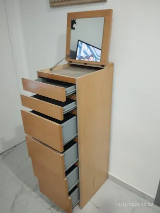 Cómoda Malm 6 cajones Ikea