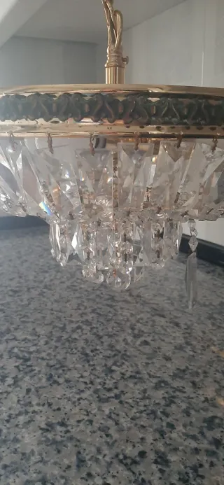 Lámpara techo metal dorado y cristales